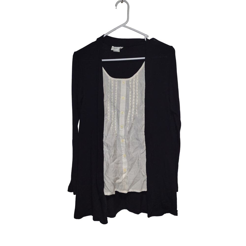 Geri C Women's Shirt Size Medium